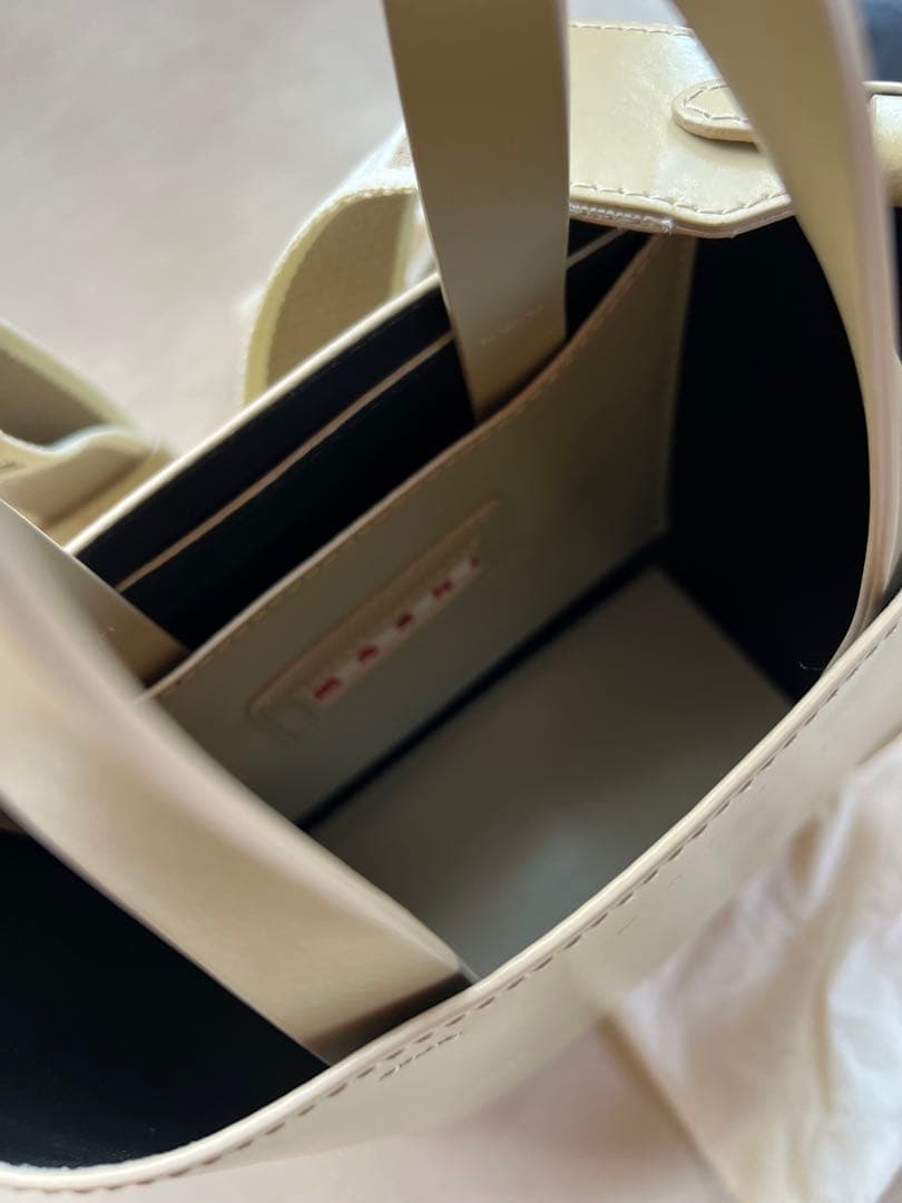 MARNI Museo ショルダーバッグ 美品　ベージュ