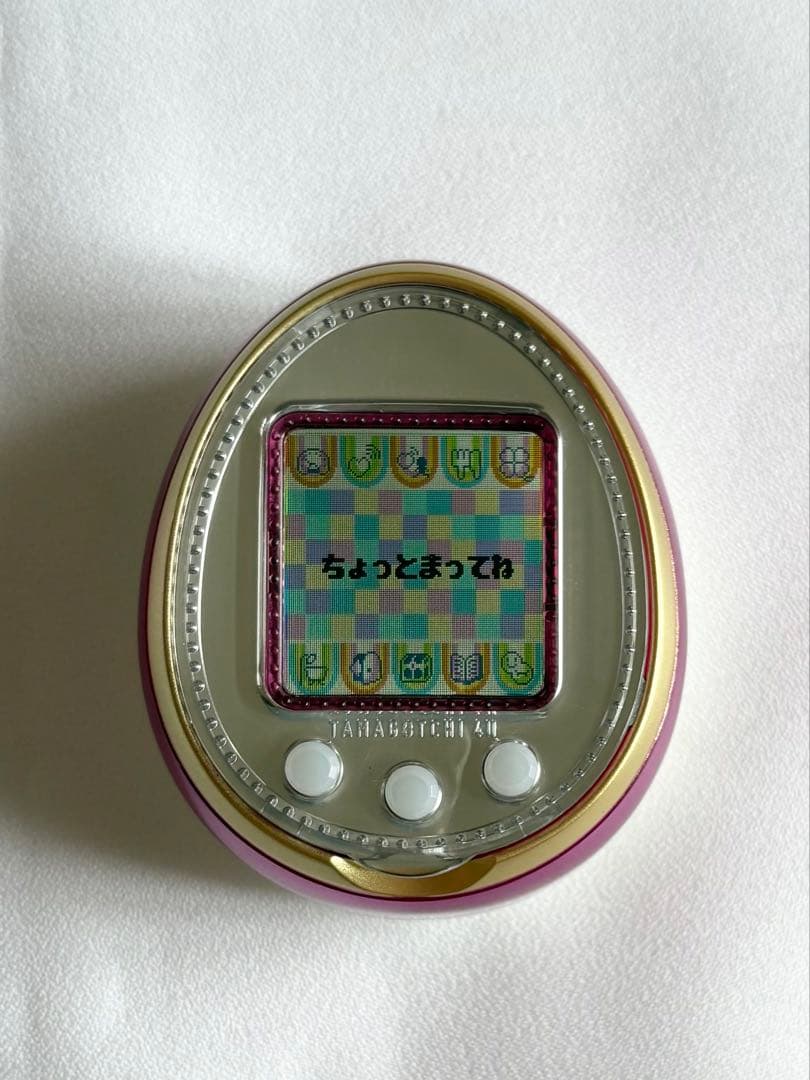 *極美品* 動作確認済み　たまごっち4u pink ピンク