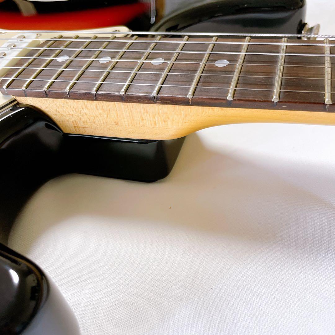 bacchus universe series　サンバースト　ストラトタイプ