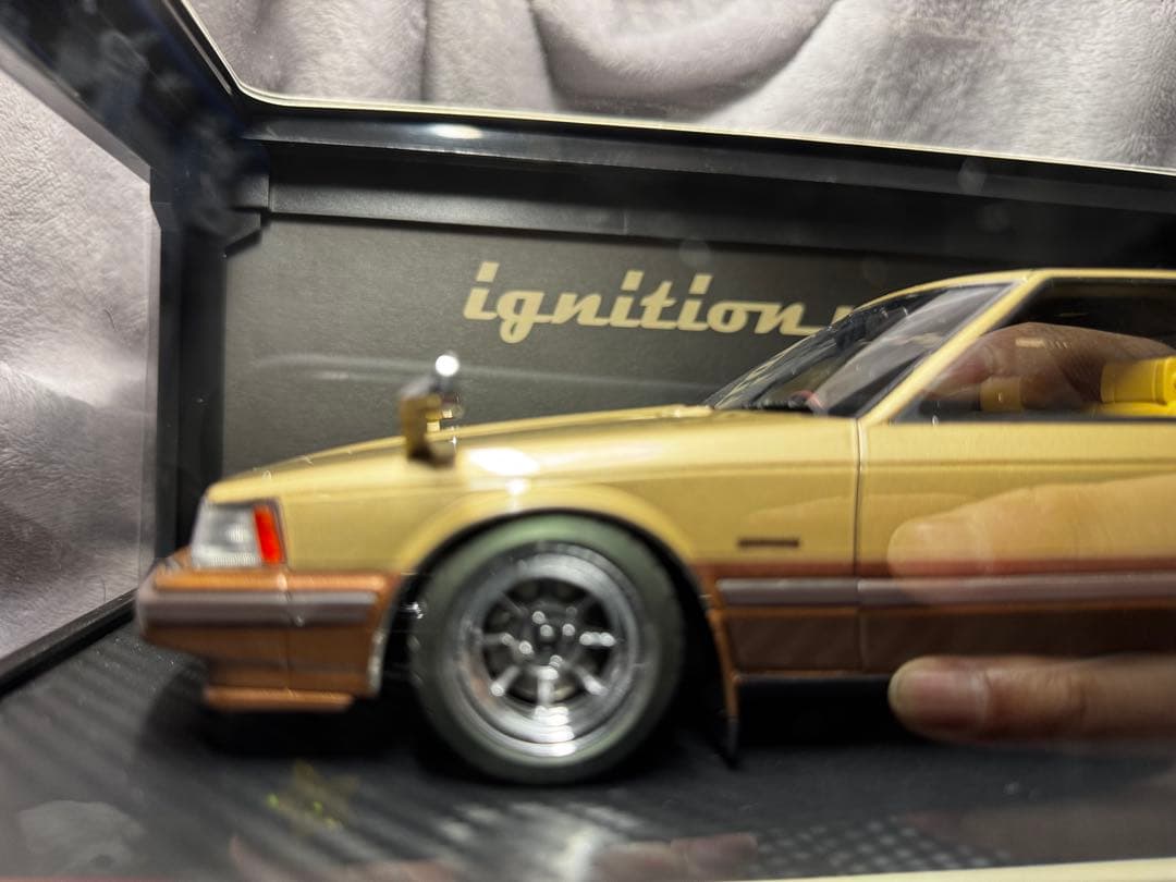 Soarer 2800GT Extra (Z10) Gold/Brown ソアラ