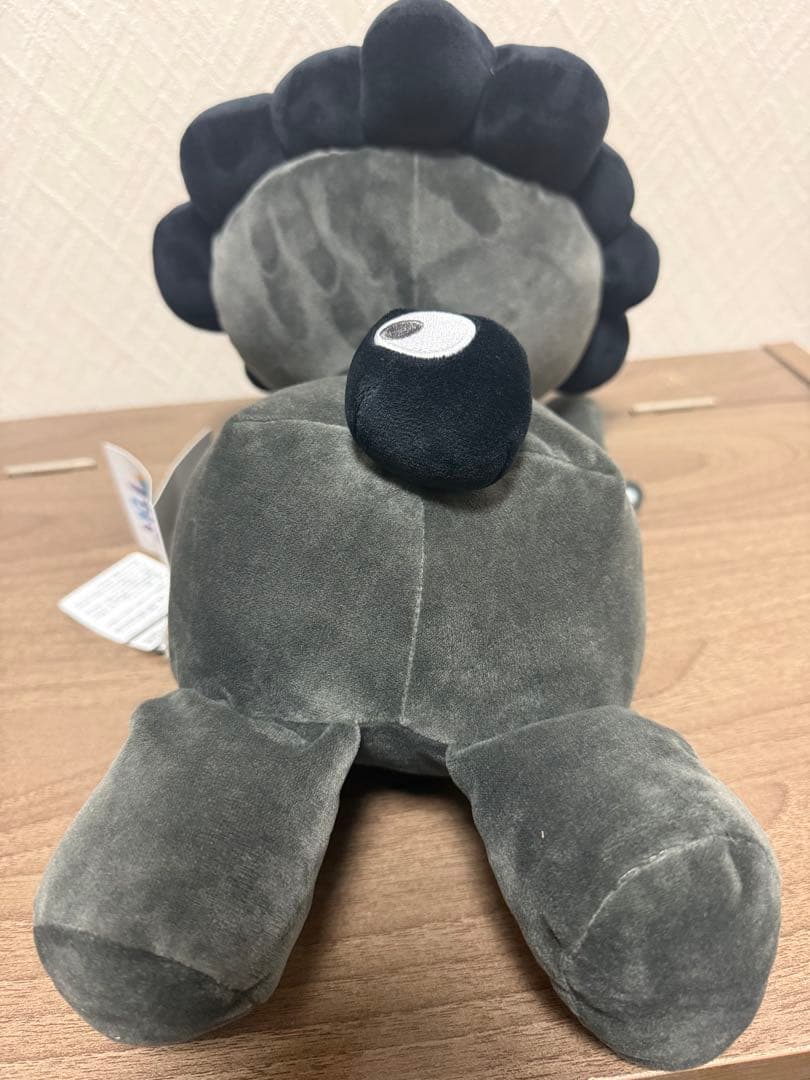 ミャクミャク　這い型ぬいぐるみ　Lサイズ　黒ミャクミャク