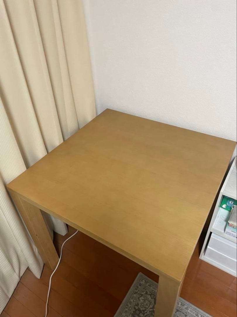 ナチュラル木製長方形ダイニングテーブル