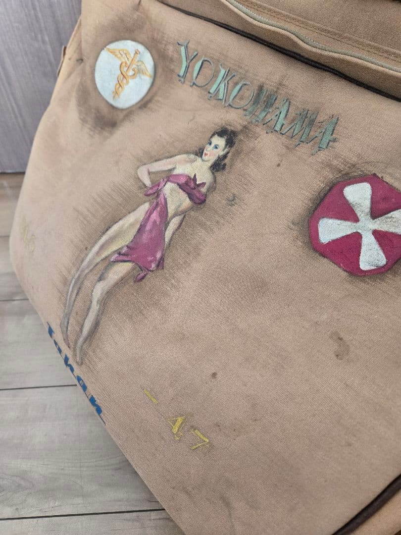 第二次大戦頃 実物 珍品 米陸軍バッグ ピンナップガールペイント 第二次