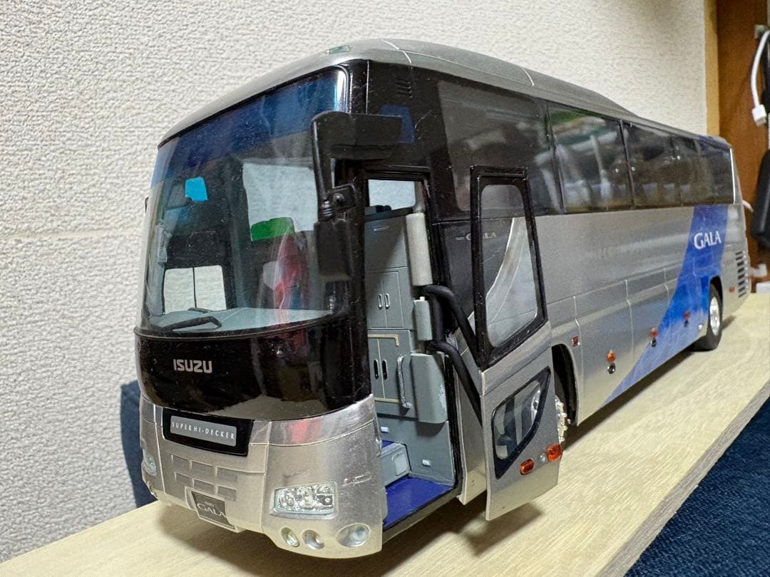 ISUZU GALA バス型プラモデル - メルカリ