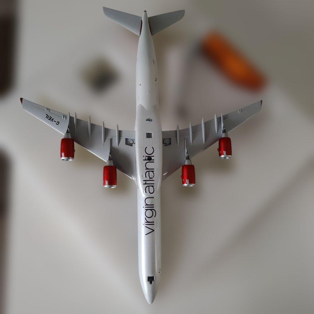 航空機・ヘリコプター Virgin Atlantic A340-600 Gemini 200