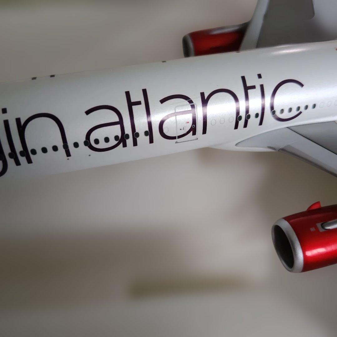 航空機・ヘリコプター Virgin Atlantic A340-600 Gemini 200
