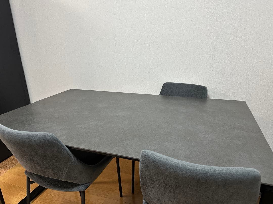 r*u様 ニトリ　グレー ダイニングテーブル