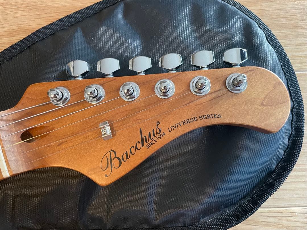 【ほぼ新品】Bacchus BST-1-RSM/M DLPB ストラトキャスター