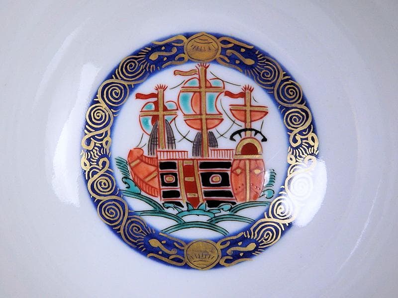 大聖寺伊万里　金襴手　五艘船に南蛮人の図　蓋茶碗　D898AS-CYo