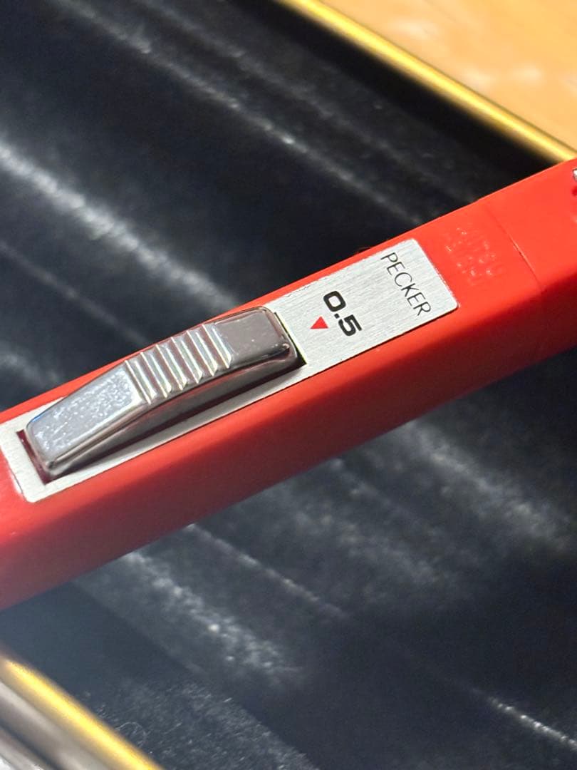 ⭐︎希少・廃盤⭐︎ 三菱鉛筆 ペッカー 0.5㎜