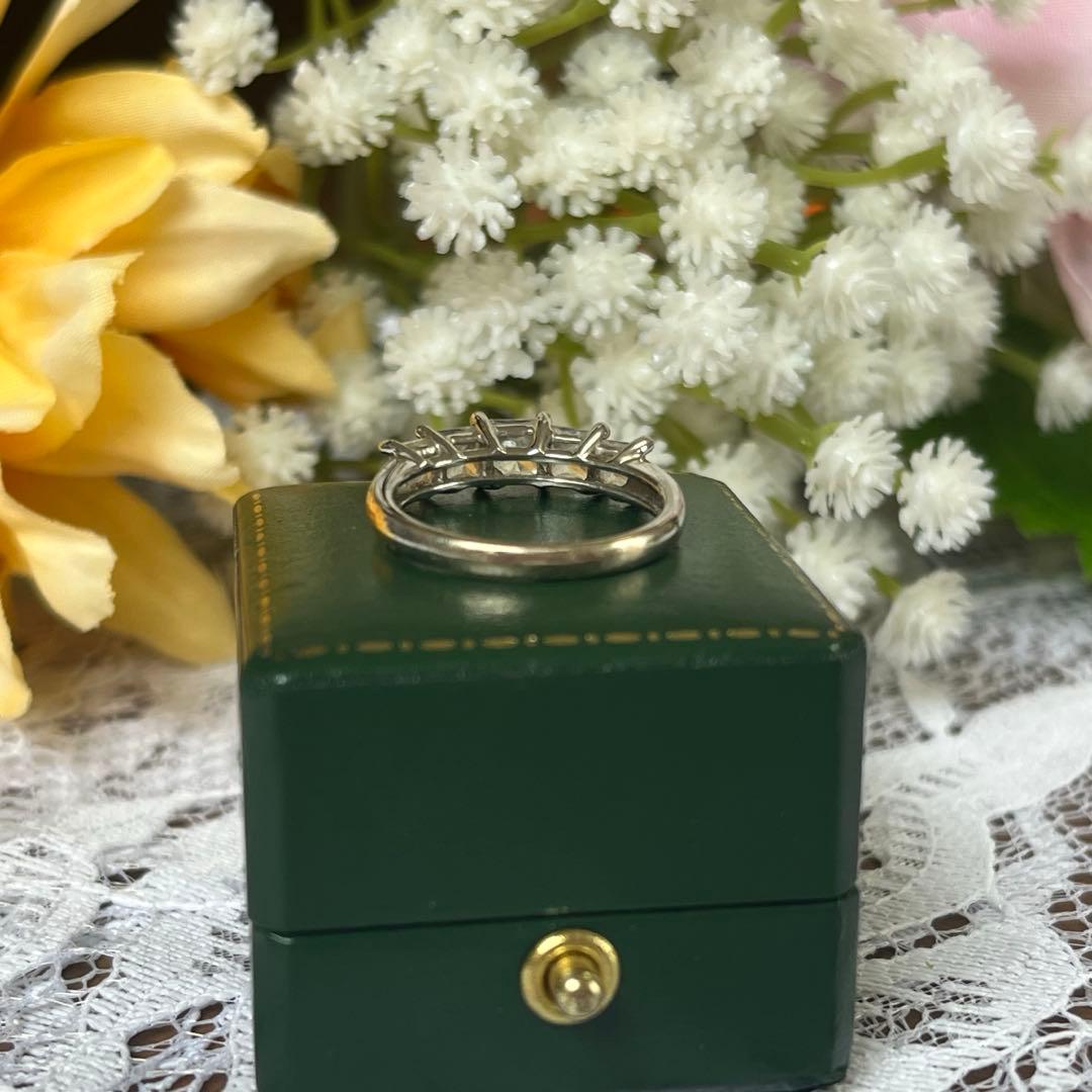 【早い者勝ち】英国 ヴィンテージ 9金 ホワイトゴールド プリンセス リング