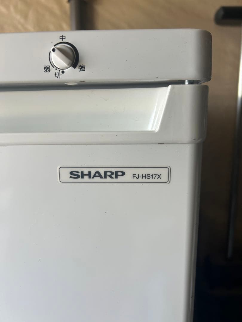 シャープ　SHARP FJ-HS17X 冷凍庫　6段式 冷凍庫をお譲りします シャープFJ-HS17X ※中引き出しの収納箱が1つ