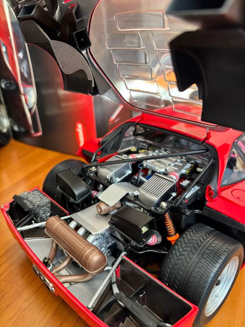 Ferrari F40 1/12赤