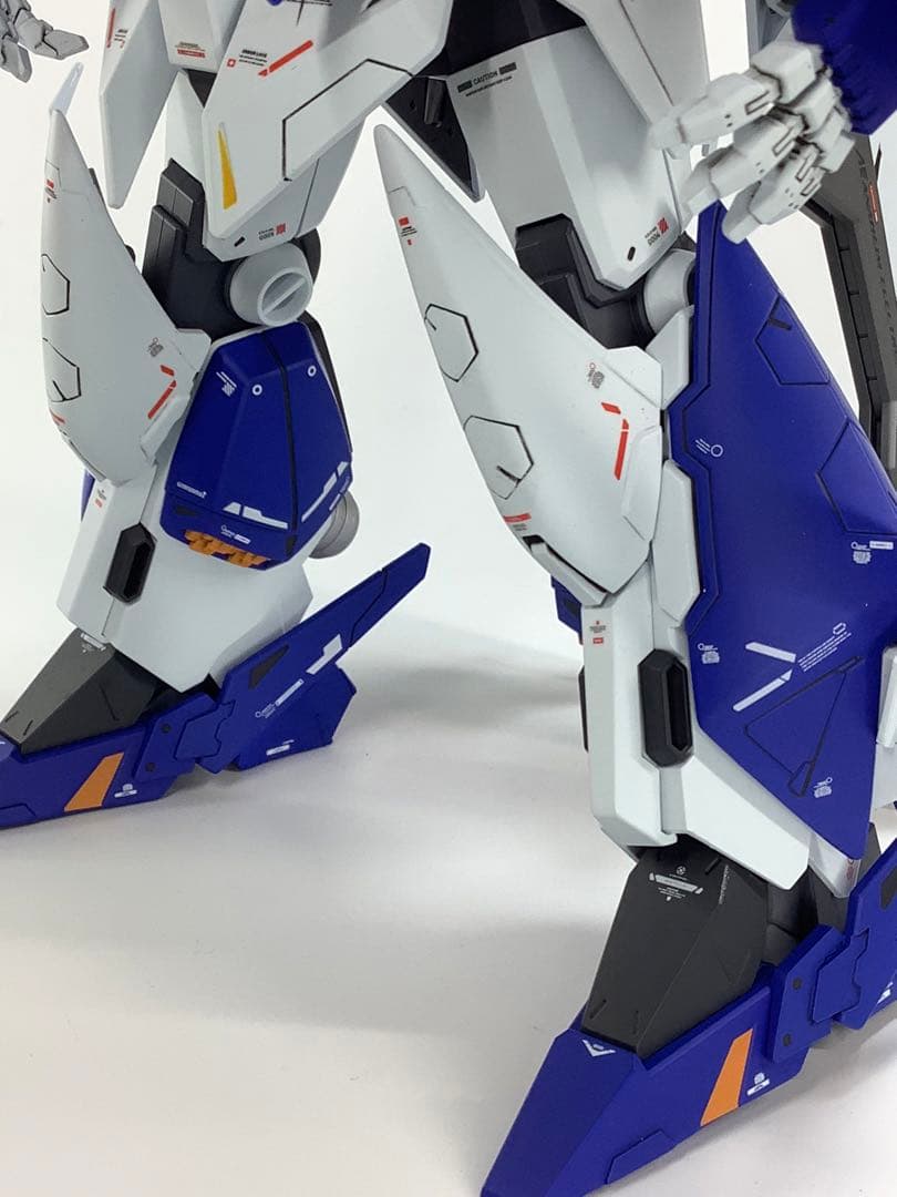 HGUC RX-105 クスィーガンダム 塗装済完成品 - メルカリ
