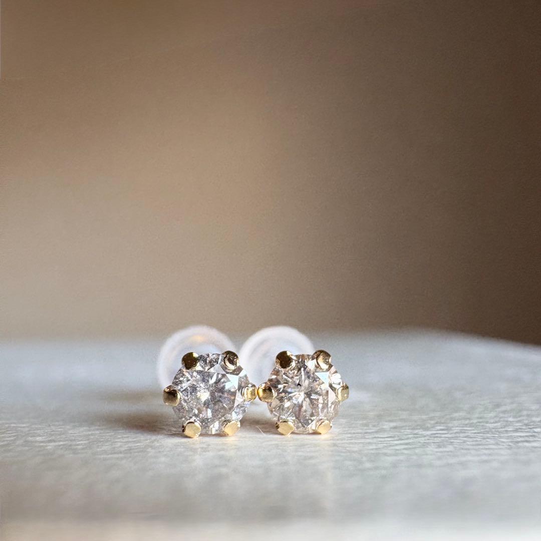 K18 18金　天然ダイヤモンド　AAグレード 0.40ct ピアス　dia