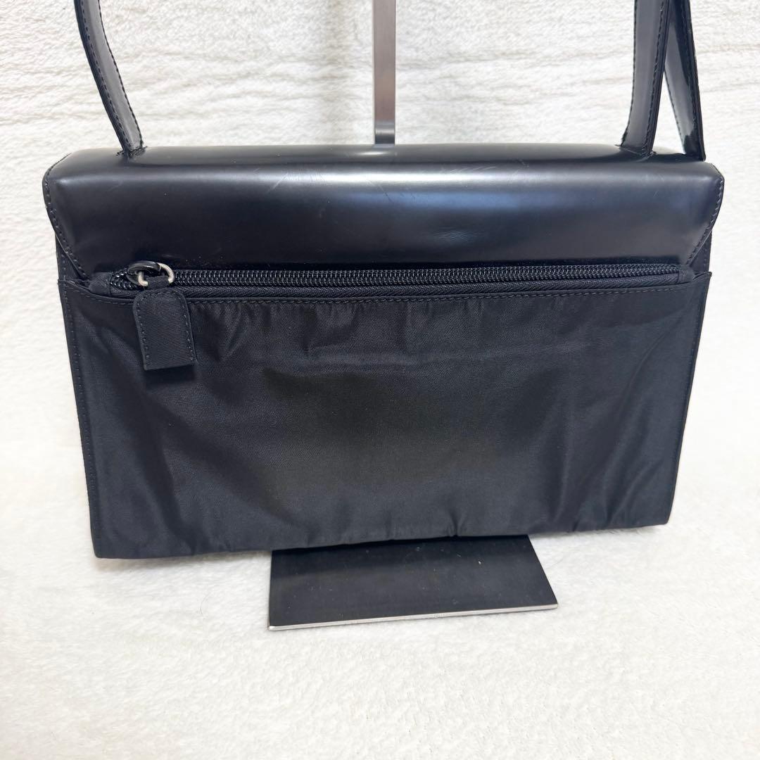 PRADA プラダ ショルダーバッグ ナイロン エナメル パテント 黒 ロゴ