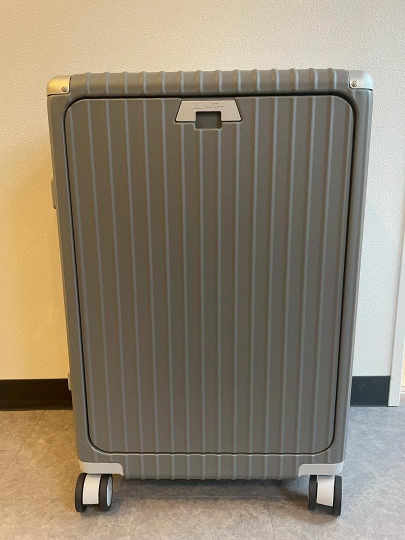 リベティ多機能キャリーケース【マットグレーМサイズ】11 リベティ多機能キャリーケース【マットグレーМサイズ】11 樹脂 ケース