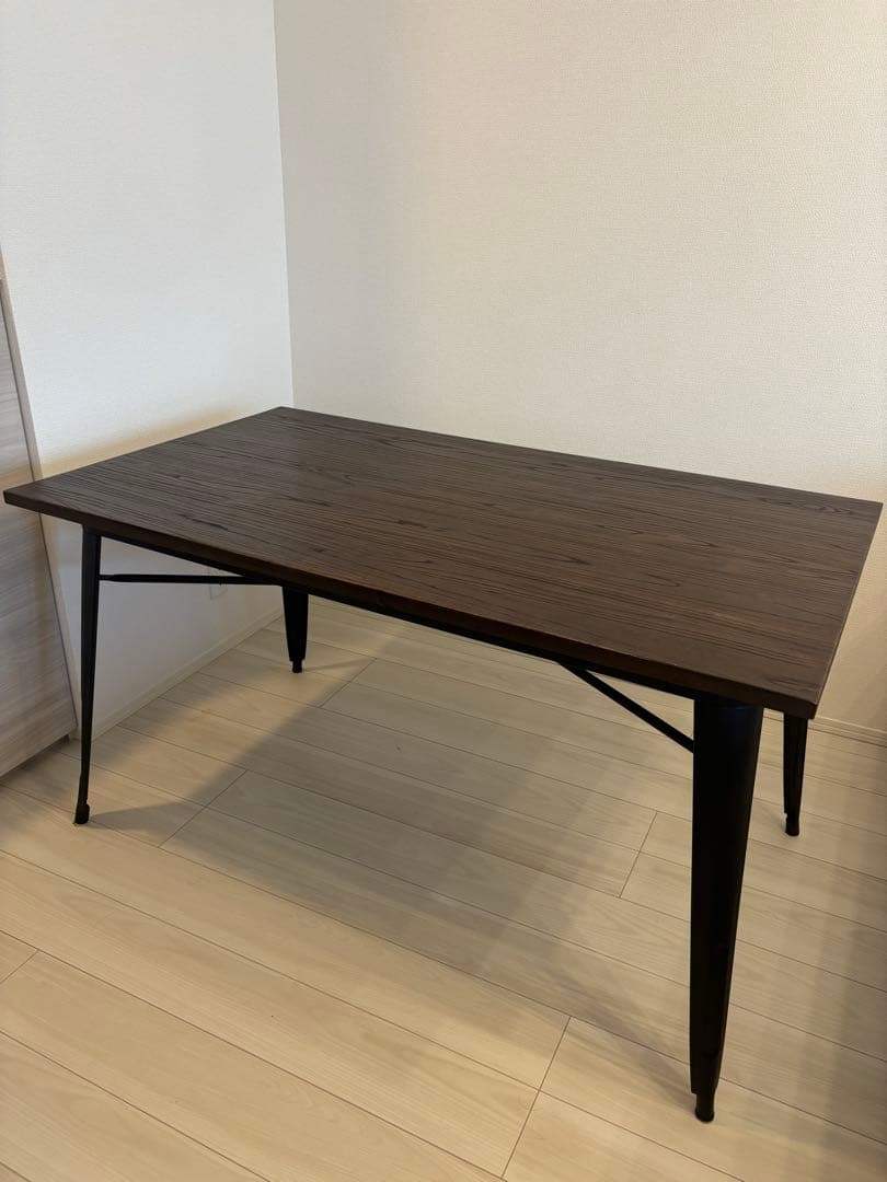 ※値下げ中【送料込】幅140 LOWYA ダイニングテーブル