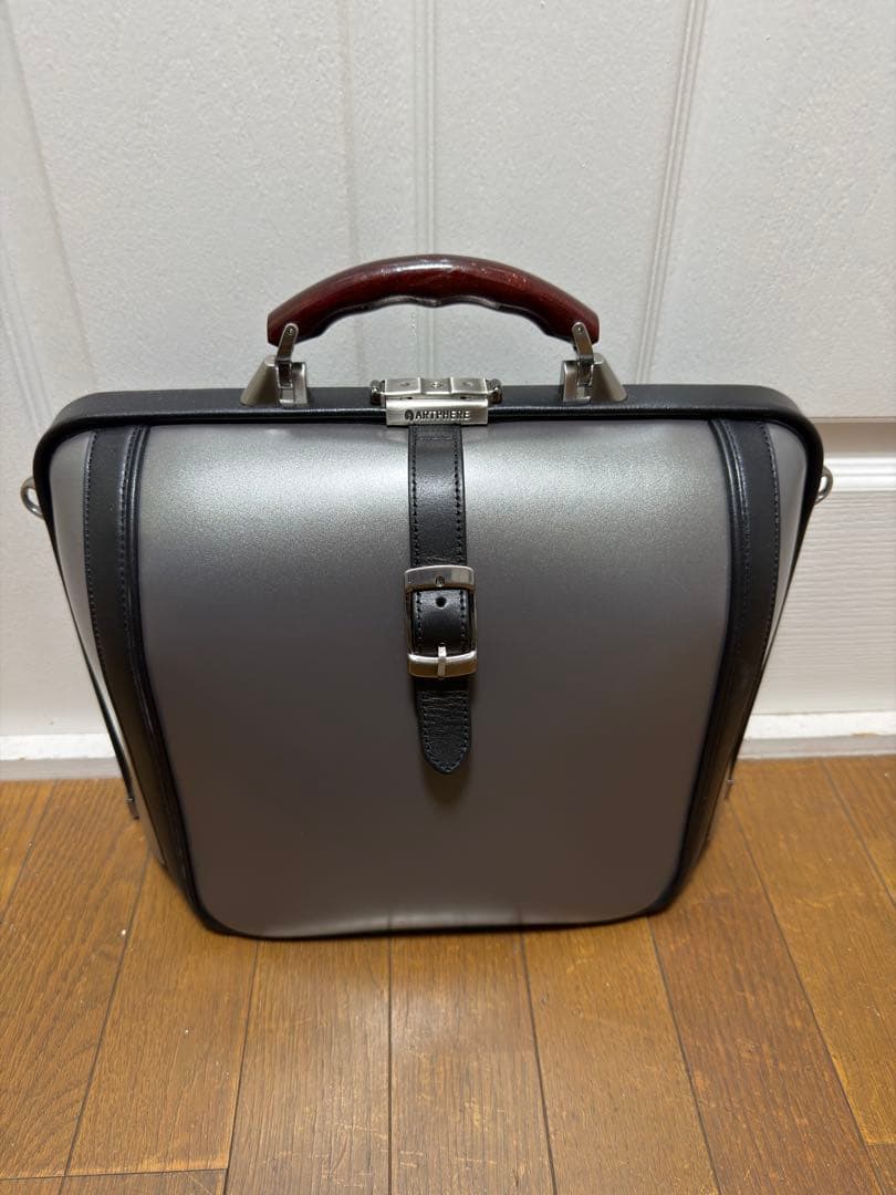 ARTPHERE ビジネスバッグ グレー