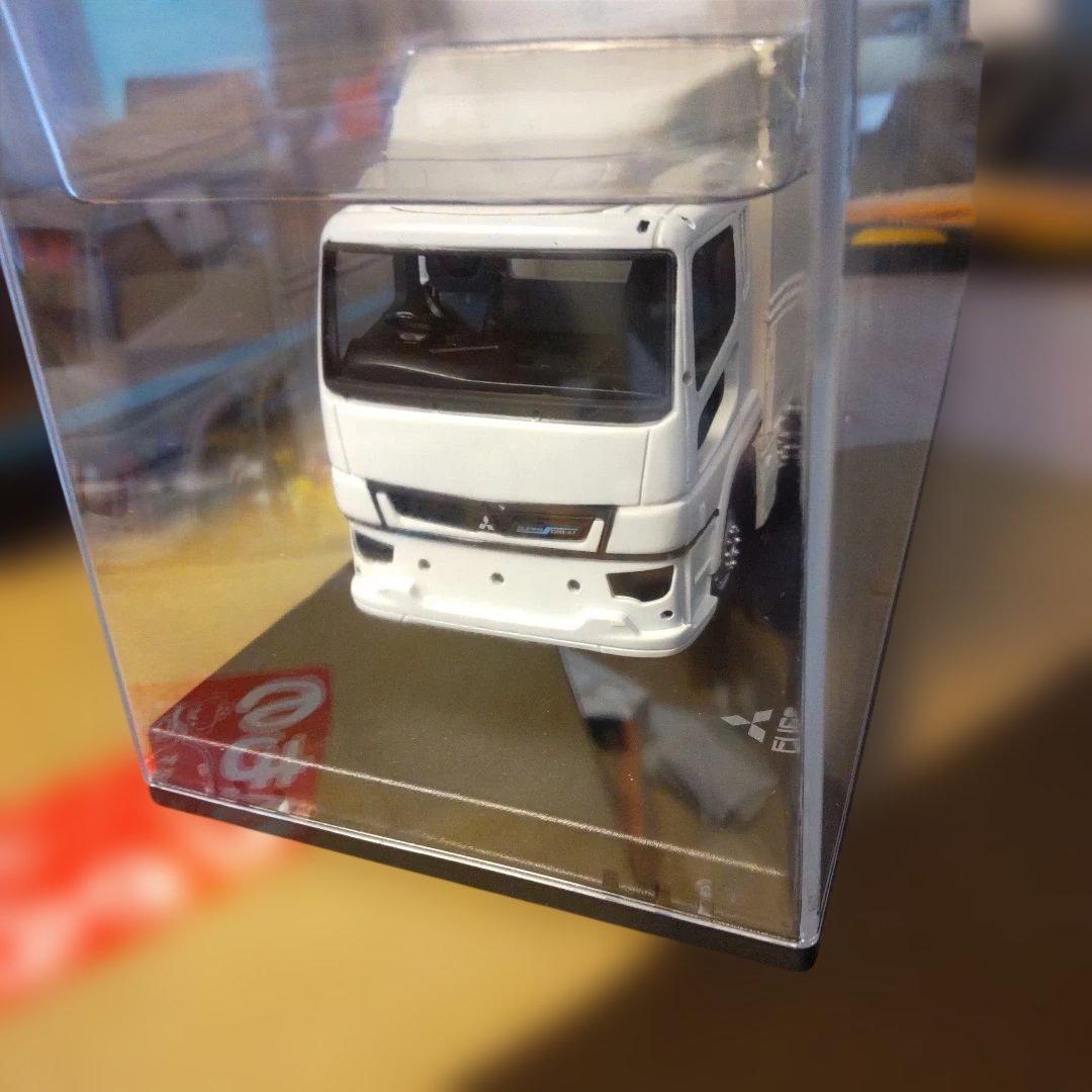 FUSO SUPER GREAT トラック 1/43 一部組み立てパーツ有り