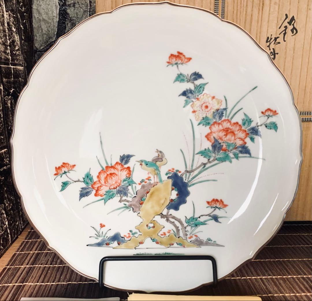 人間国宝 十四代 酒井田柿右衛門 錦牡丹鳥文 額皿 9寸 共箱付 - メルカリ