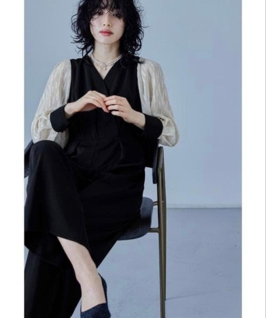 美品 niana カシュクールデザインパンツドレス オールインワン ドレス　黒