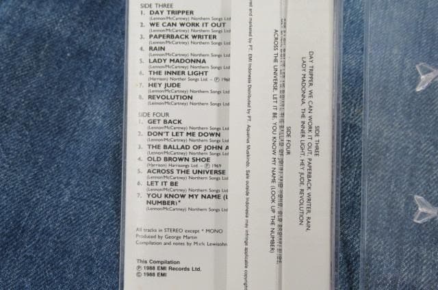 THE BEATLES パスト・マスターズ・VOLUM TWOカセットテープ