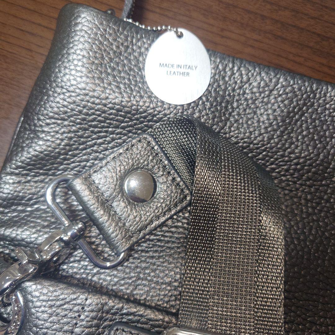 MANDARINA DUCK （マンダリナダック）ショルダーバック