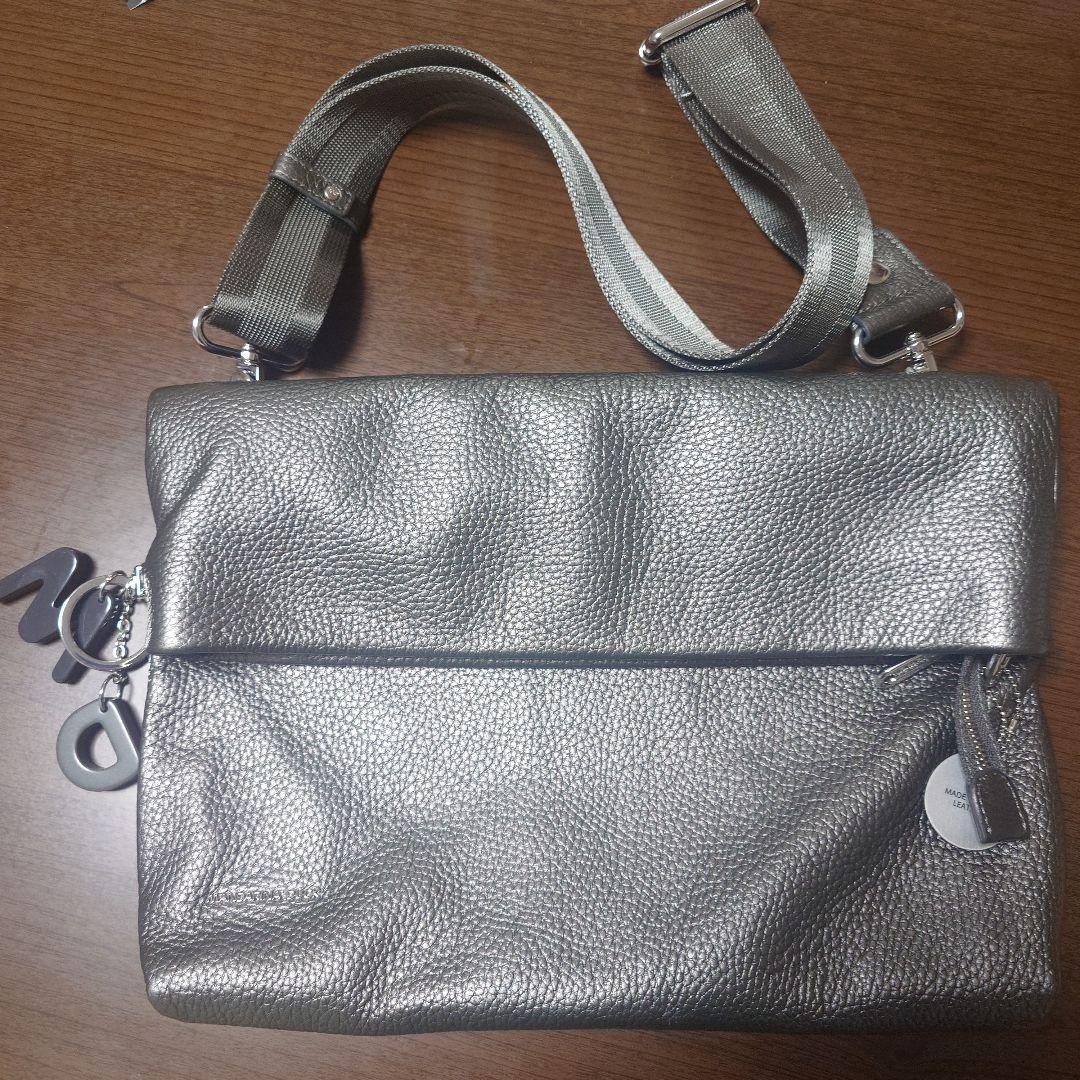 MANDARINA DUCK （マンダリナダック）ショルダーバック