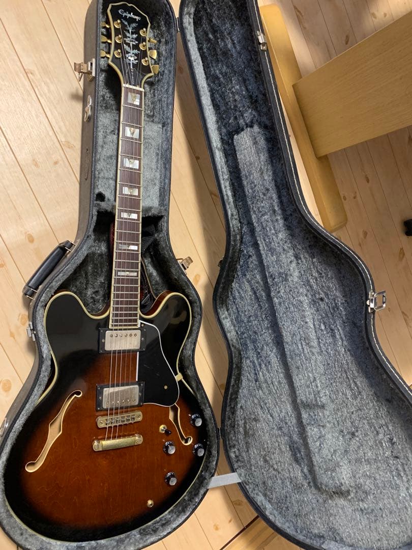 1993年製 Epiphone Sheraton II VS セミアコ