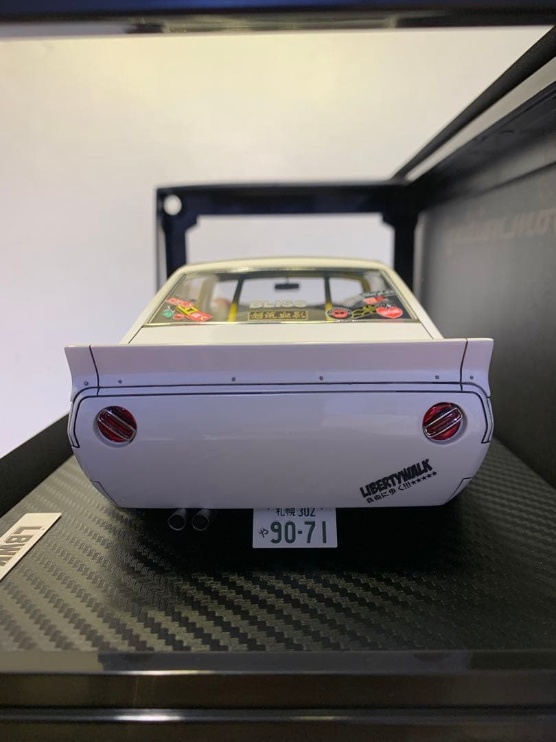 イグニッションモデル　1/18 LBWK ケンメリ ホワイト　3218