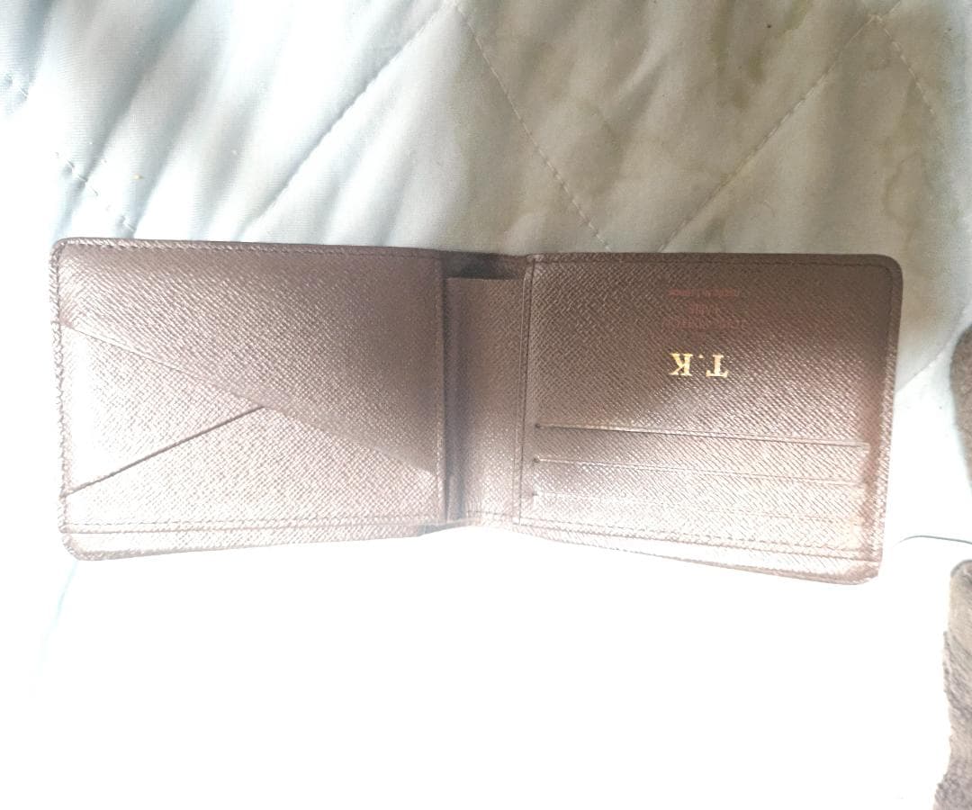 チェック柄レザー二つ折り財布