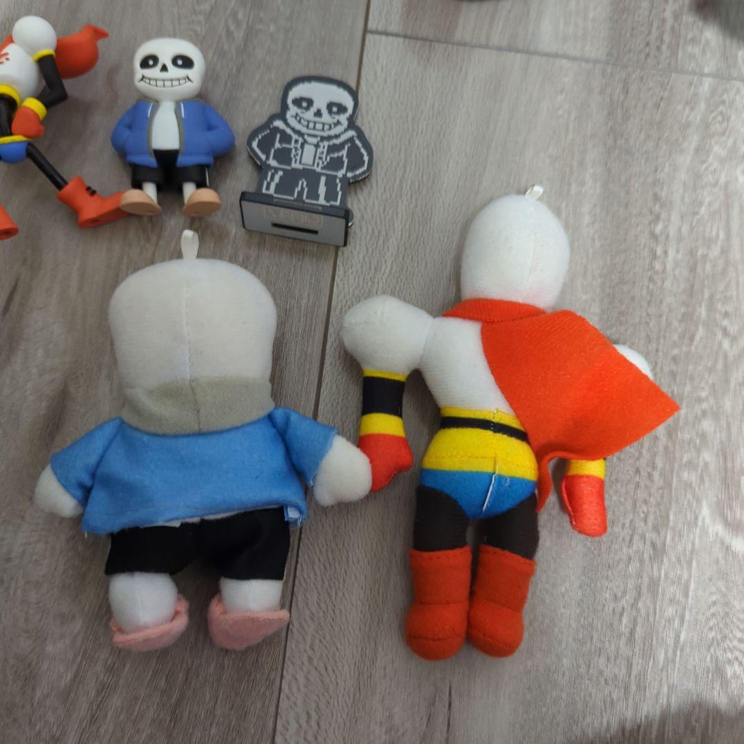 undertale　サンズ　パピルス　フィギュア　ぬいぐるみ　アクスタ　14点