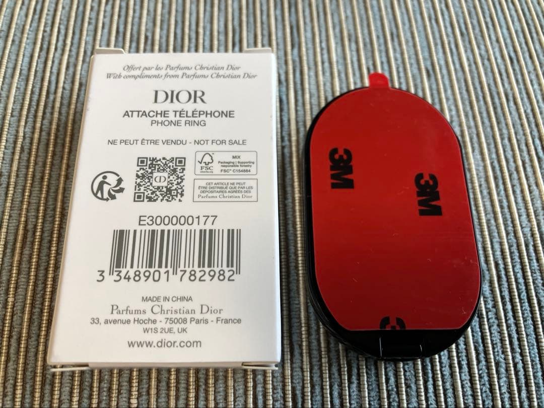DIOR ノベルティ 非売品 ミラー付きスマホスタンド ギフト紙袋付き