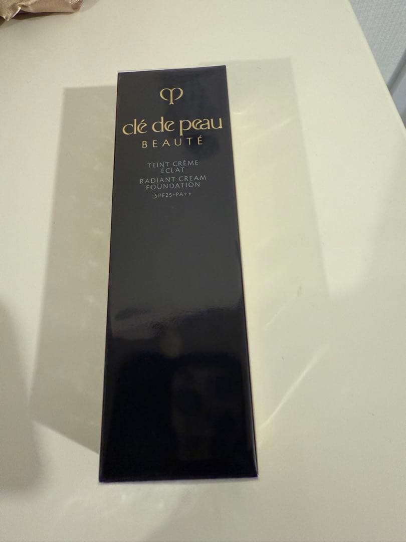 クレドポーボーテ　新品 タンクレームエクラｎ