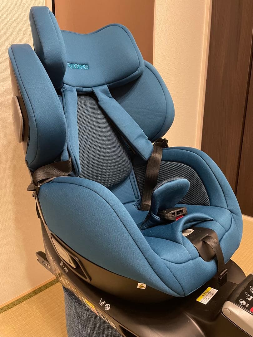 RECARO チャイルドシート