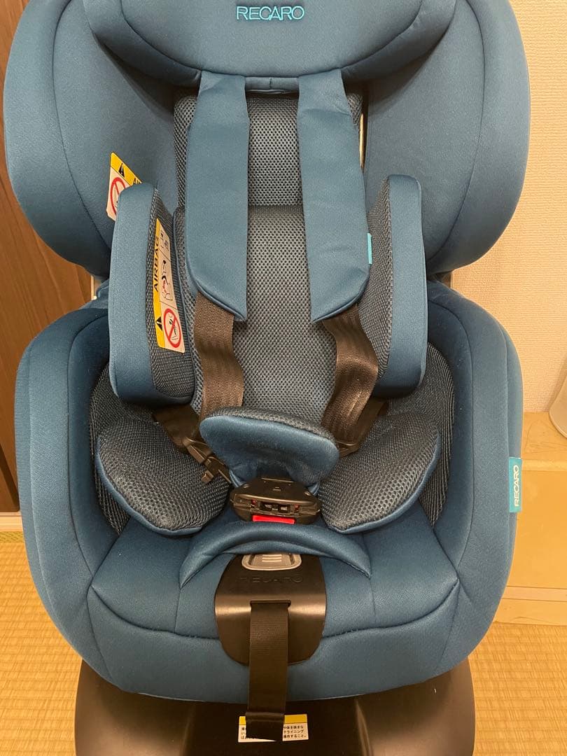 RECARO チャイルドシート