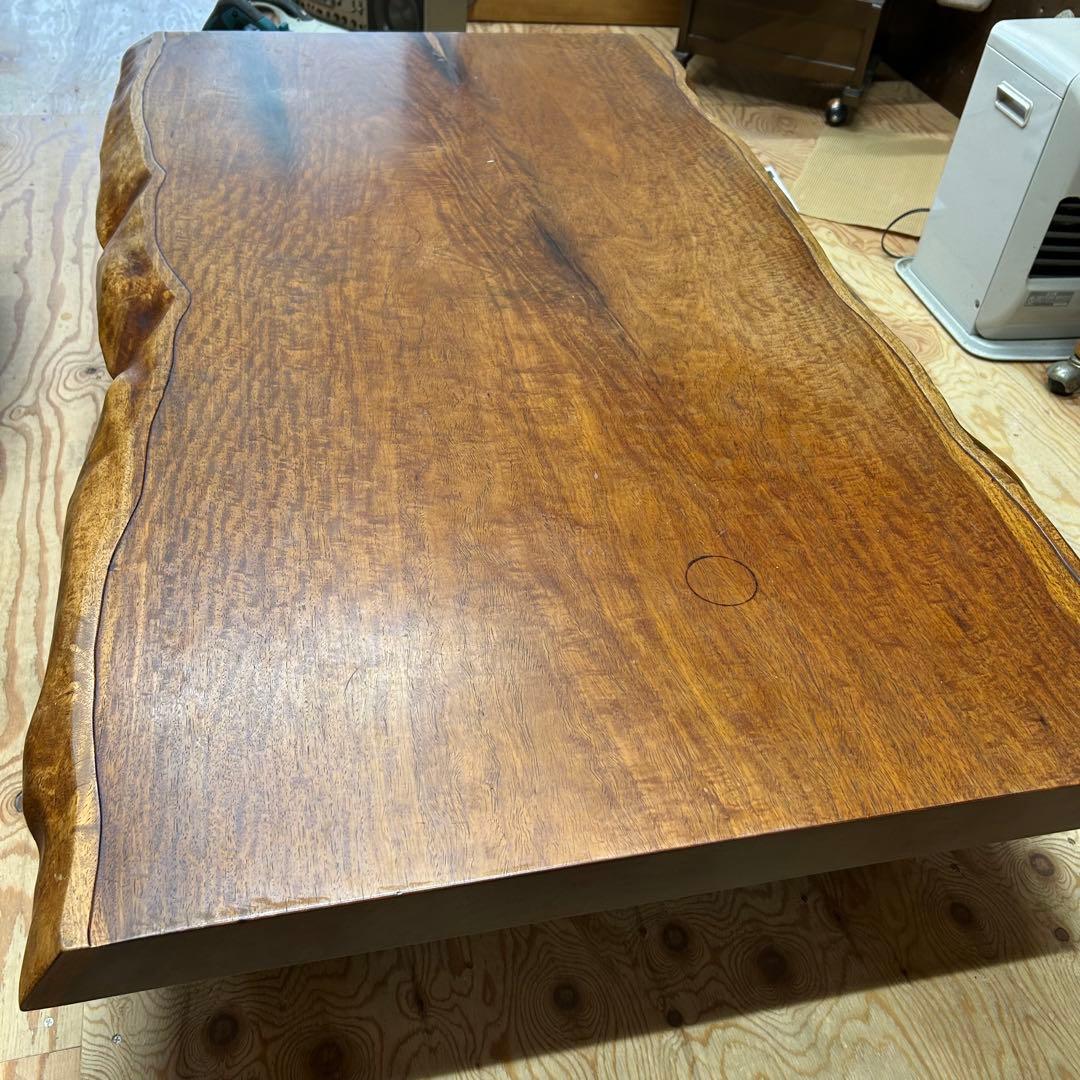 カリン材　花梨　一枚板　耳付き　和テーブル