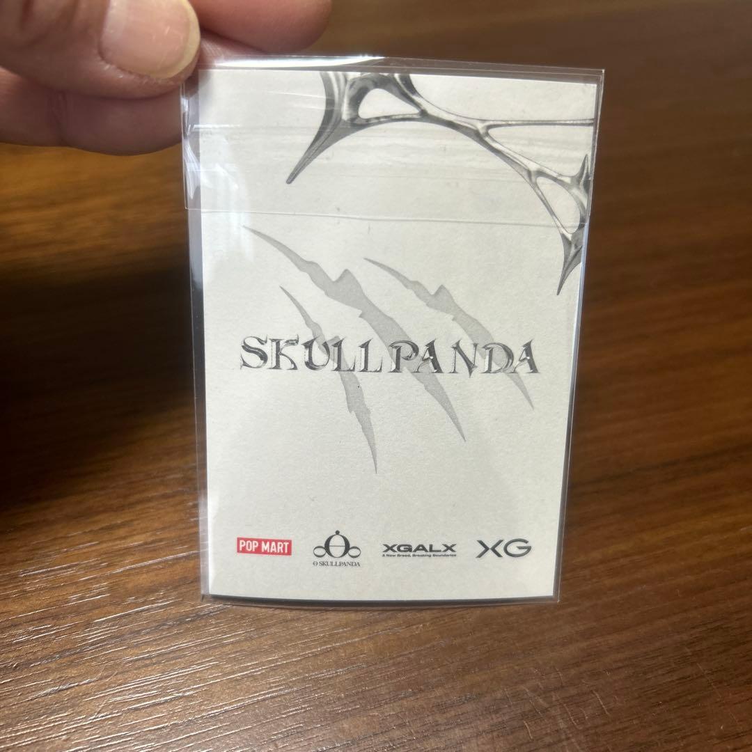 スカルパンダ XG SKULLPANDA POPMART限定カードとノベルティ付
