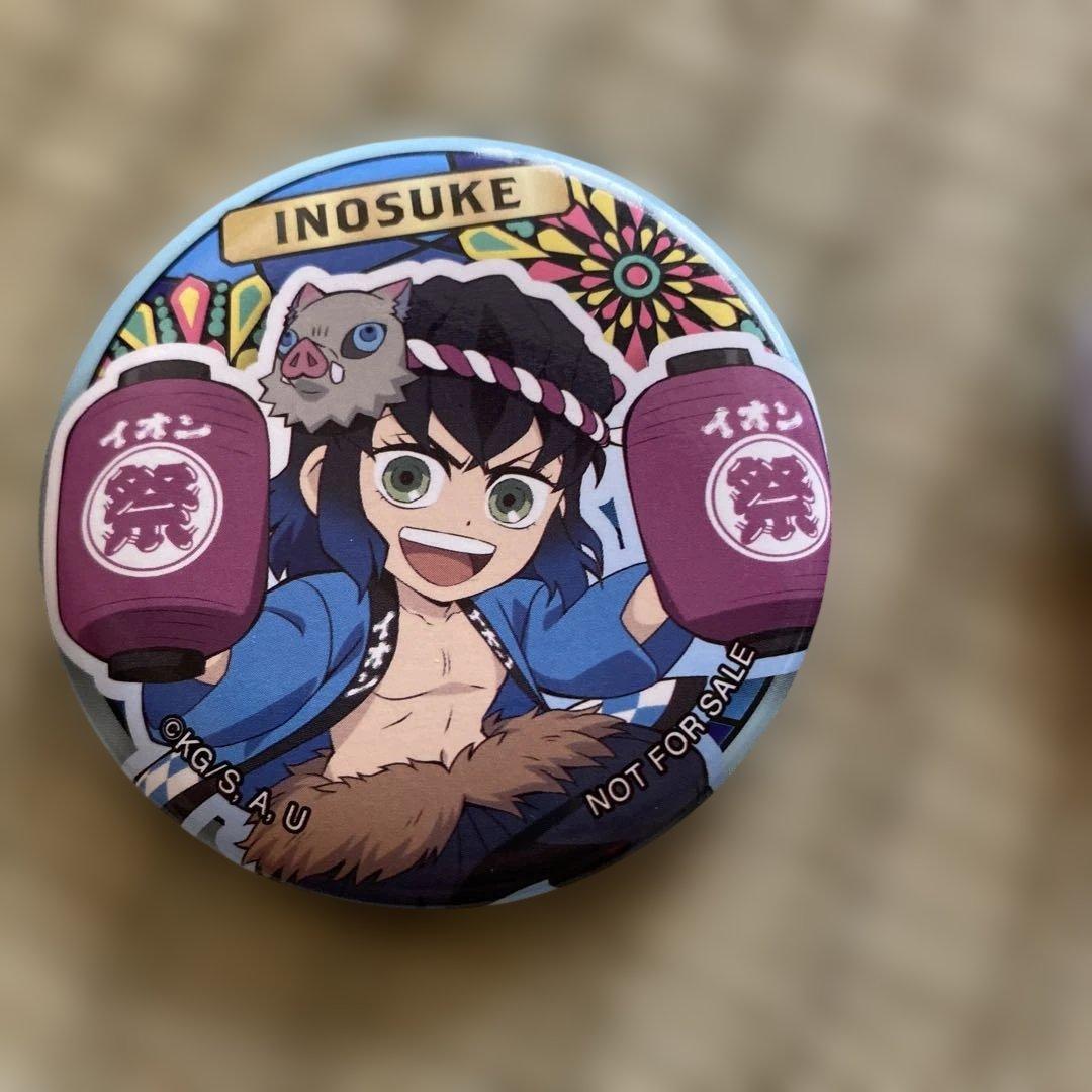 鬼滅の刃 缶バッジ 嘴平伊之助 - メルカリ
