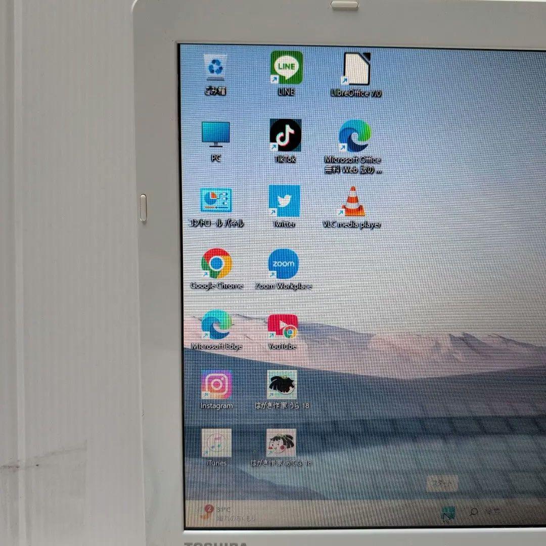 けん様 専用 SSD512GBカメラ付き本体金色でキーボードが白色のレアカラー