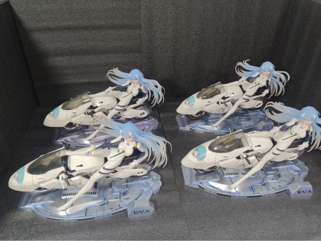 綾波レイ　フィギュア　エヴァンゲリオン