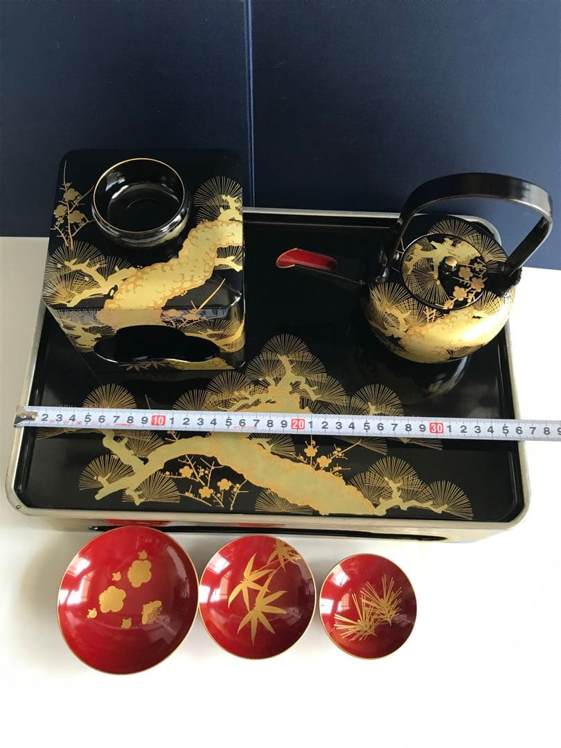 お屠蘇器 銀渕付 黒四つ揃　本松クリ足　松竹梅 金蒔絵 螺鈿 木製漆塗　豪華