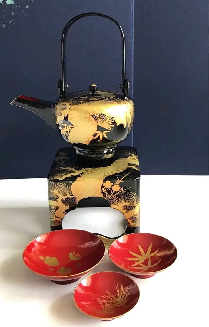 お屠蘇器 銀渕付 黒四つ揃　本松クリ足　松竹梅 金蒔絵 螺鈿 木製漆塗　豪華