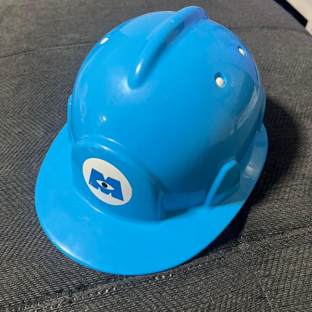モンスターズインク ヘルメット ディズニーオンアイス - メルカリ