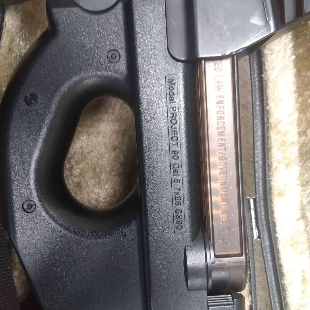 東京マルイ　P90 エアガン 5.7x28mm ジャンク