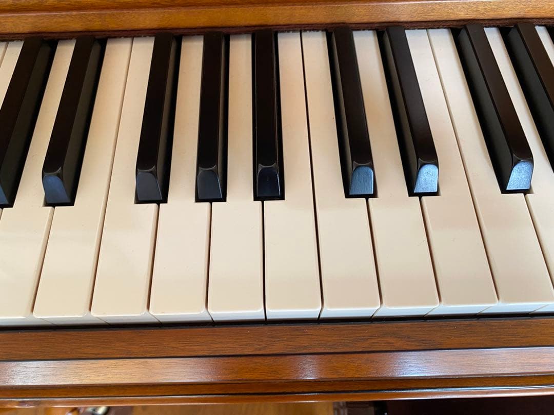 KAWAI アップライト ピアノ C-880FRGバーチ塗装仕上げ - メルカリ