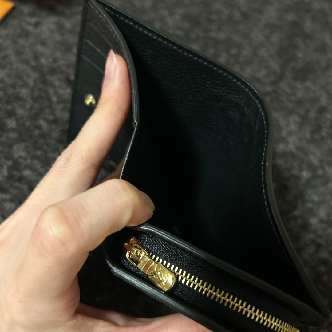 えびフィレオ食べたい様専用 LOUIS VUITTON ルイヴィトン 財布