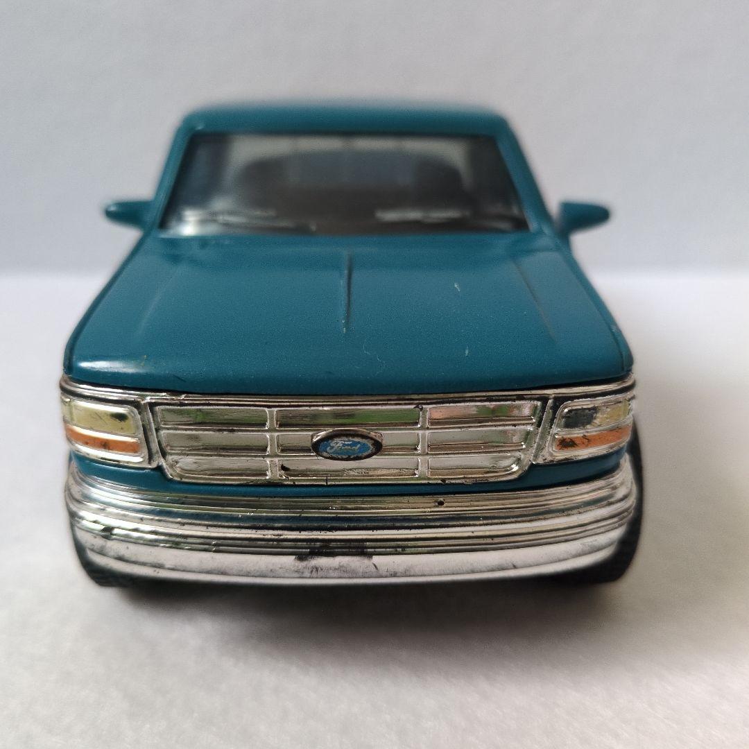 Ford F-150 1/32スケール