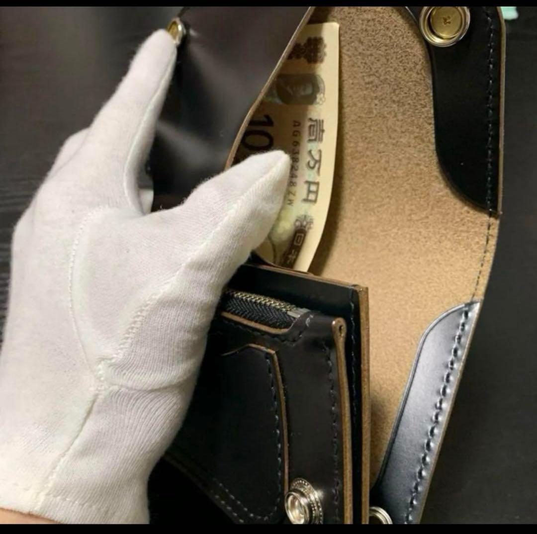 トラッカーウォレット　ミドル　新喜皮革　ホースバット　CA008